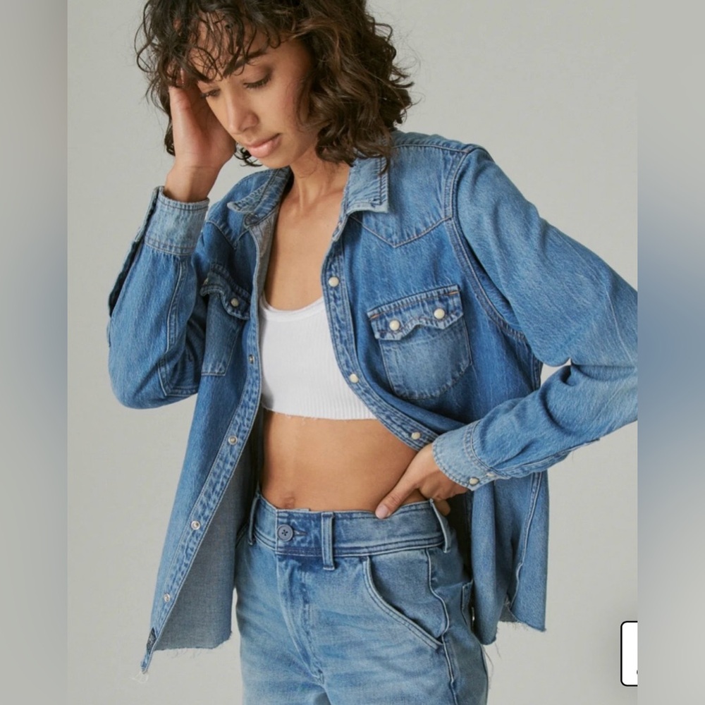 Lucky Brand Light Blue Denim Shirt - New With Tags - Picture 4 of 11